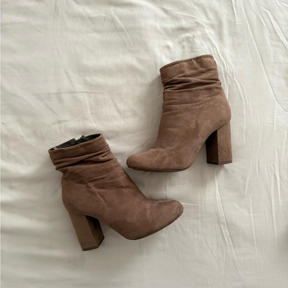 Women's Tan Ankle Boots
